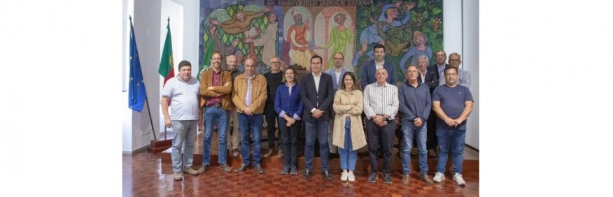 Município de Arganil apoia em 350 mil euros freguesias do concelho Município de Arganil apoia em 350 mil euros freguesias do concelho